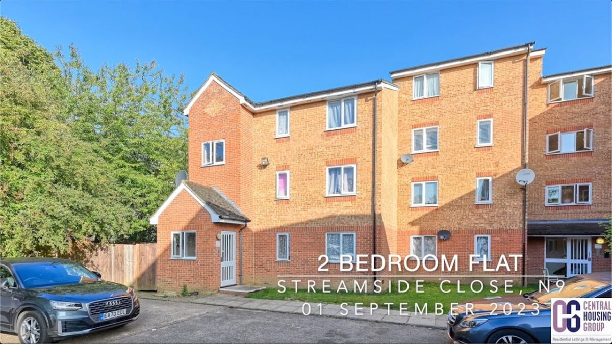 Let to the Council in Edmonton – Streamside Close N9