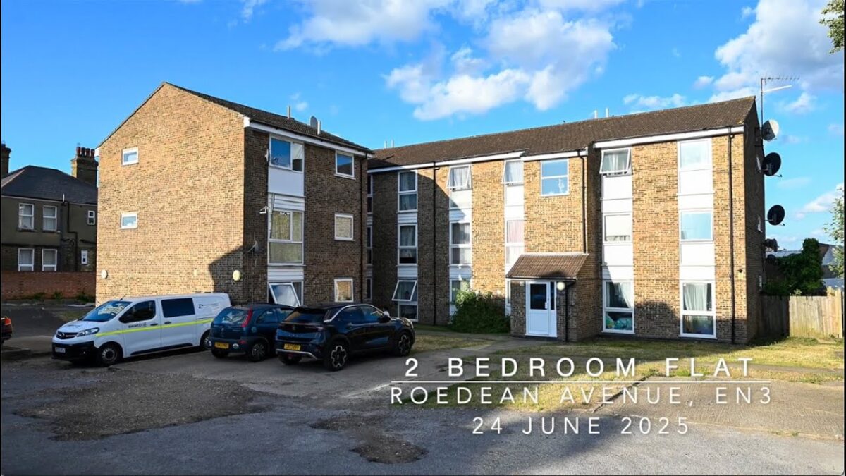 Let to the Council in Enfield – Roedean Avenue EN3
